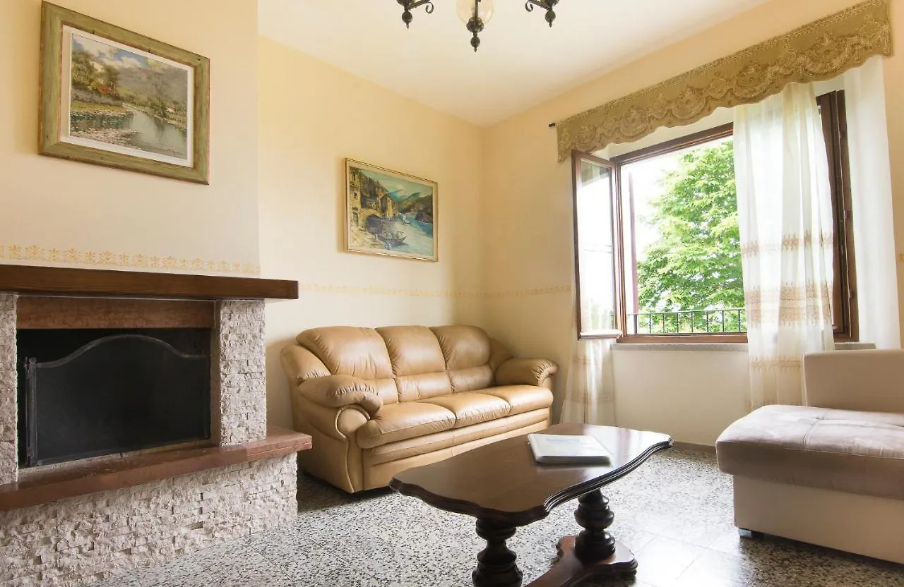 Villa Bruna Montefeltro, Villetta Indipendente Circondata Da Un Grande Giardino Perticara