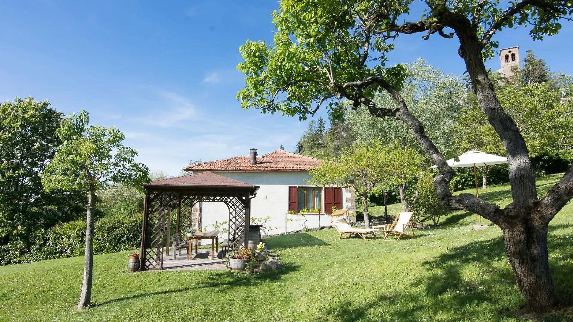 Villa Bruna Montefeltro, Villetta Indipendente Circondata Da Un Grande Giardino Perticara 0*,